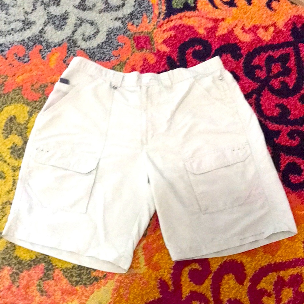 Men's Columbia PFG beige Cargo Shorts nylon 36